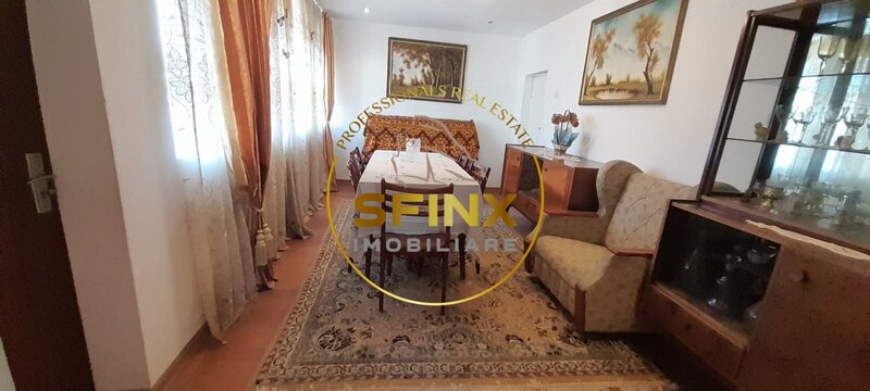 Videle de vanzare casa 5 camere, teren 1501mp